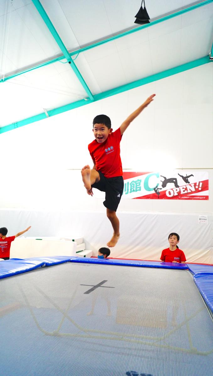 子供トランポリン教室
